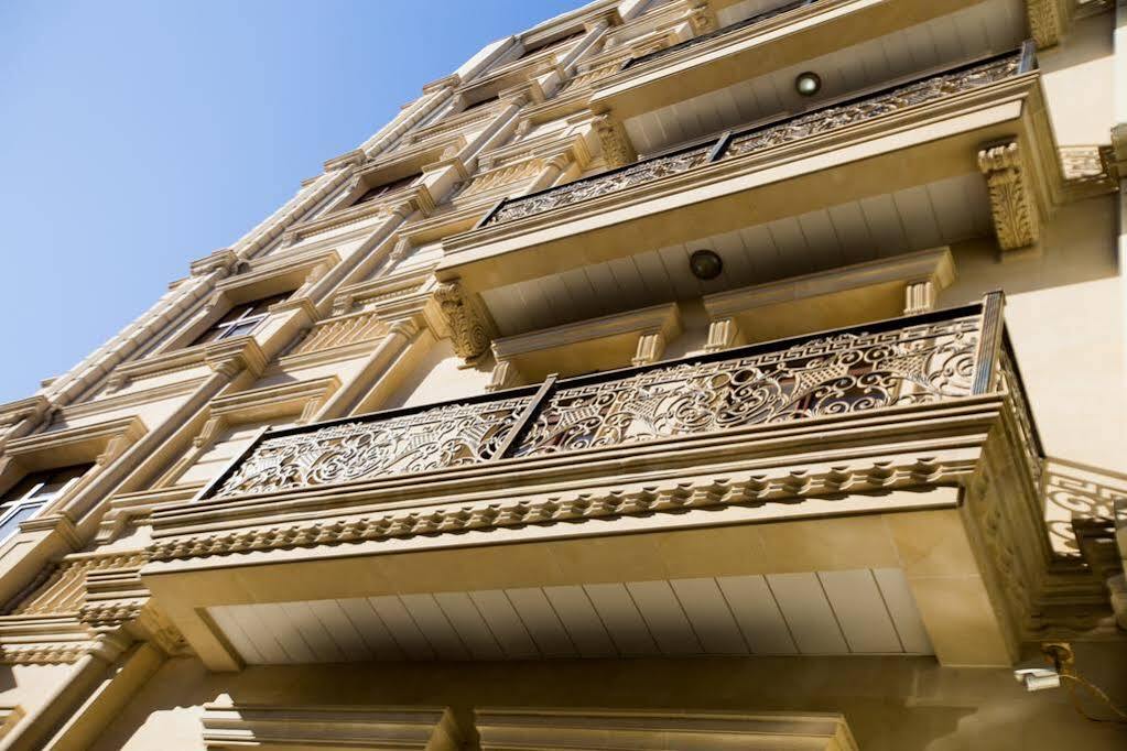 Astola Hotel Baku Bagian luar foto