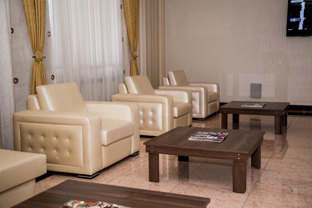 Astola Hotel Baku Bagian luar foto